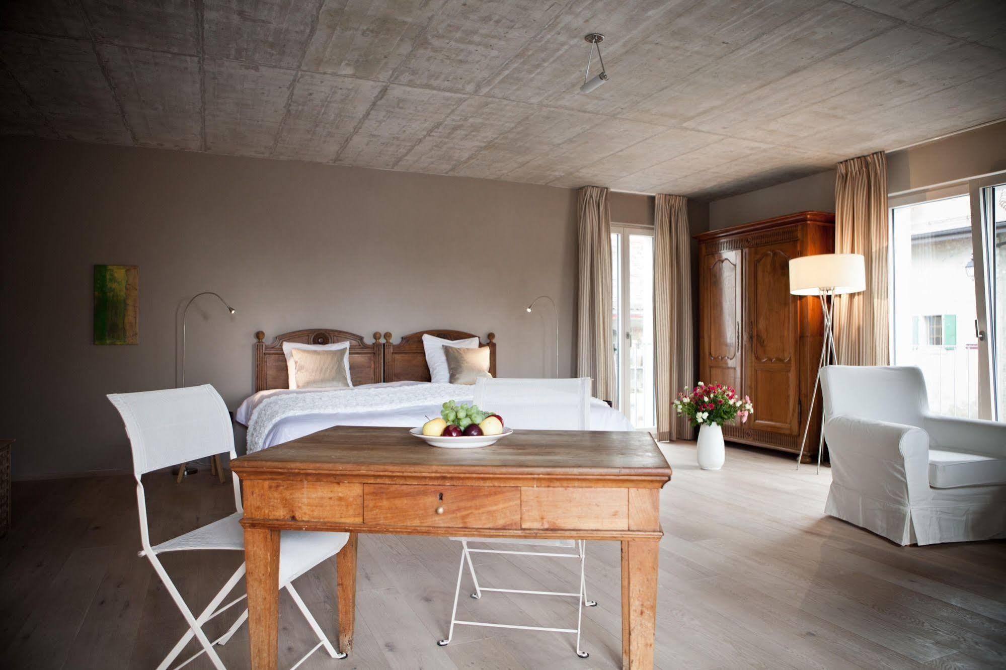 Le Coq Chantant Studios D'Hotes & Boutique Hotel St-Livres Saint-Livres Exterior foto
